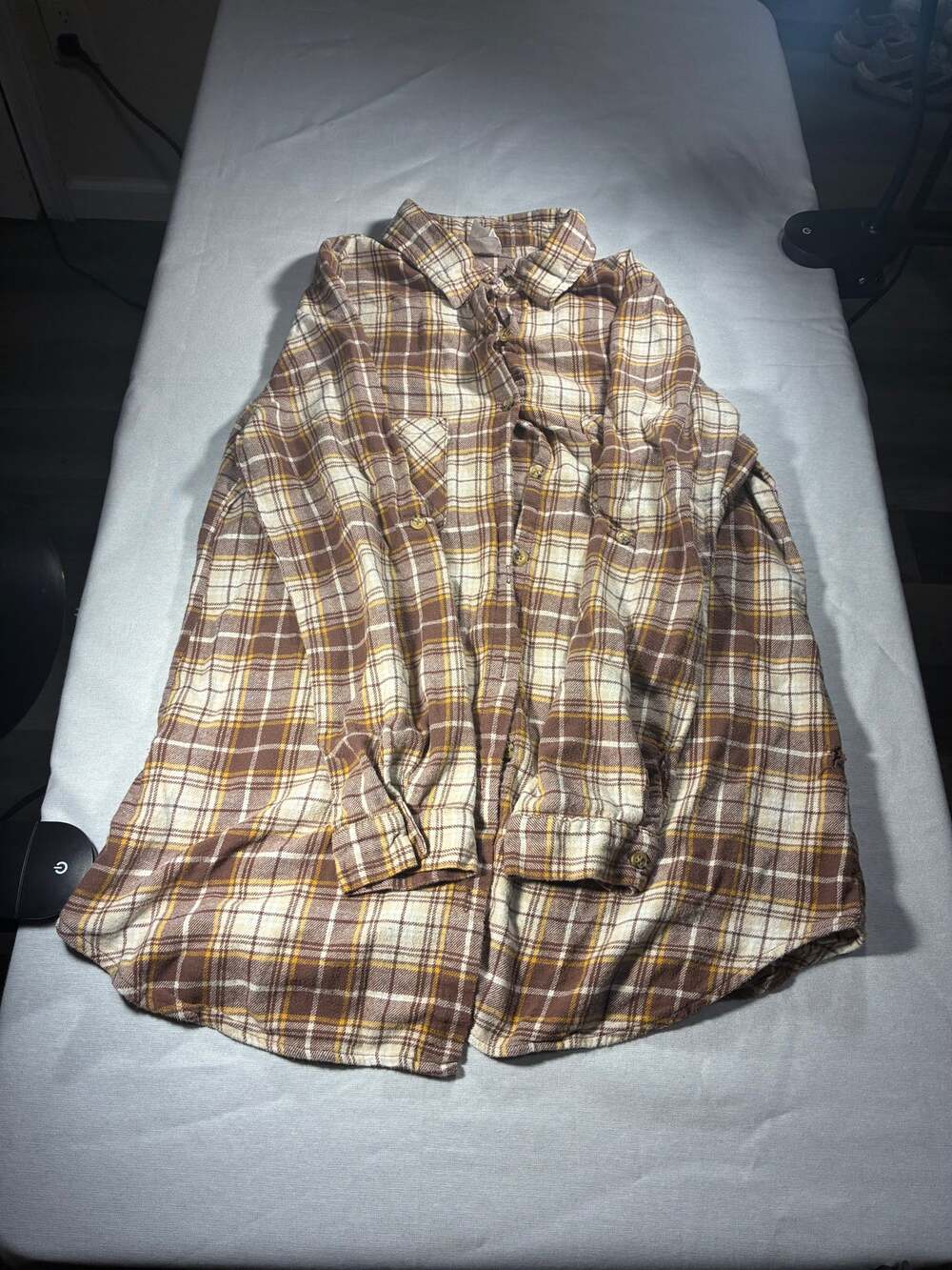 No Boundaries Brown Cream Yellow Plaid Flannel Shirt Y2K Grunge Size L